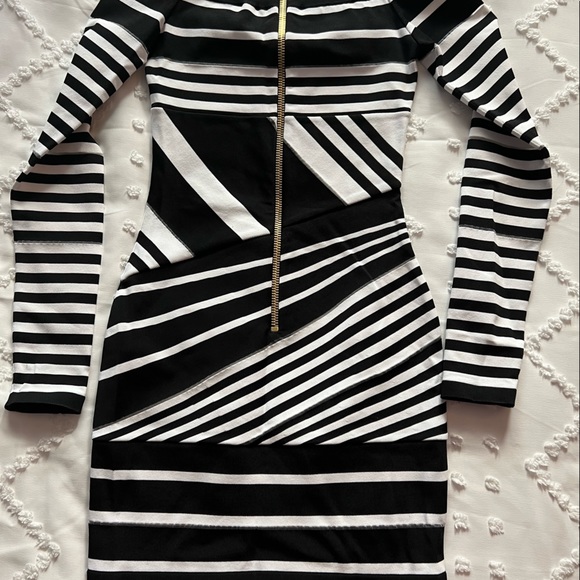 Balmain brand new dress - Picture 2 of 5